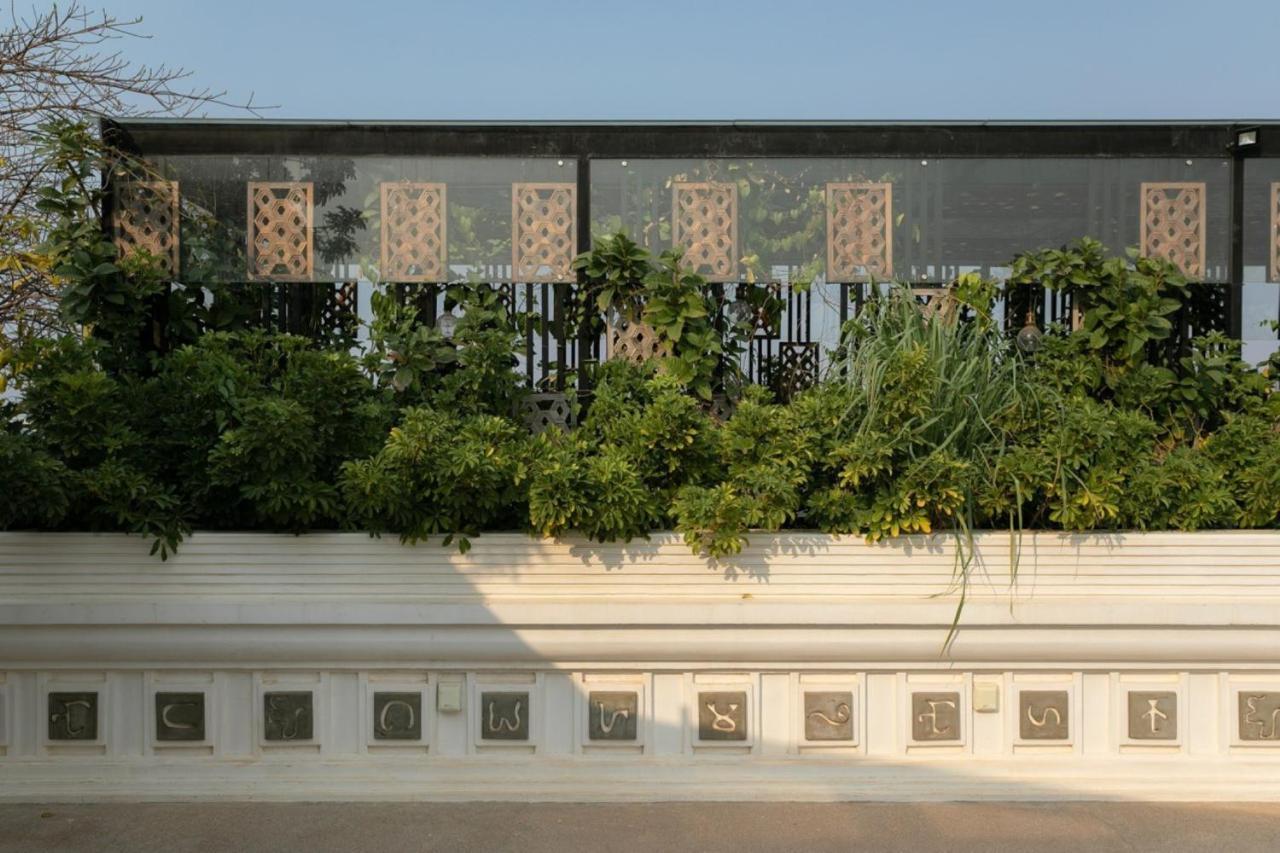Hari Residence & Spa Siem Reap Esterno foto